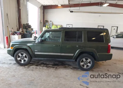 2006 Jeep Commander из США, поврежденный, VIN 1J8HG48K76C332318